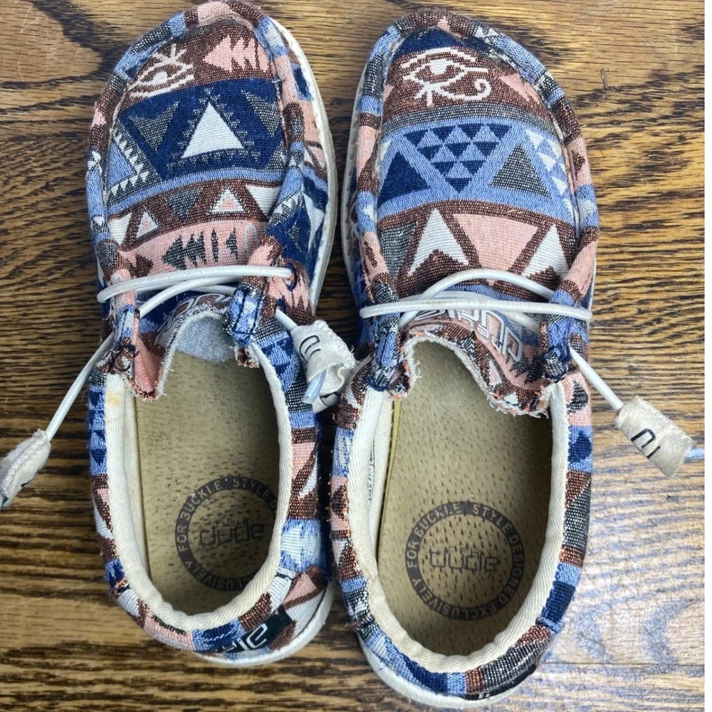 Hey Dude Wally Youth Neon Native Blue Pink Tribal Loafers Shoes 1301399 Size 2-3